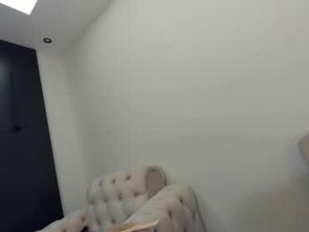 ehotlovea — Chaturbate recorded stream image, 04.02.2025 23:10