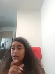 cinnaminnie — Stripchat recorded stream image, 09.04.2025 17:00