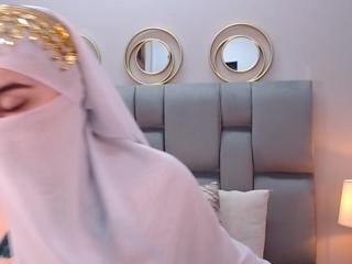 Aliah Manzur — Flirt4free recorded stream screenshot (10 Apr 2025)