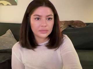 youramy — Camsoda recorded stream image, 11.04.2025 13:50