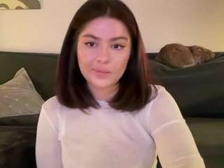 youramy — Camsoda recorded stream image, 11.04.2025 13:50