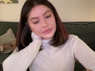 youramy — Camsoda recorded stream image, 11.04.2025 13:50