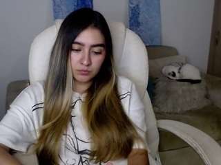 alexyferrer — Camsoda recorded stream image, 11.04.2025 14:50