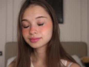 kusssecka — Chaturbate recorded stream image, 11.04.2025 13:30