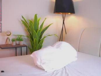 islandladies — Chaturbate recorded stream image, 05.02.2025 02:40