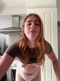 aus_queen — Stripchat recorded stream image, 12.04.2025 00:00