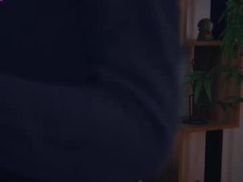 pinkncrazy — Chaturbate recorded stream screenshot (12 Apr 2025)