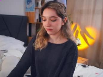 pinkncrazy — Chaturbate recorded stream screenshot (12 Apr 2025)