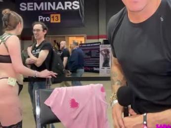 saraloverays — Chaturbate recorded stream image, 12.04.2025 18:40