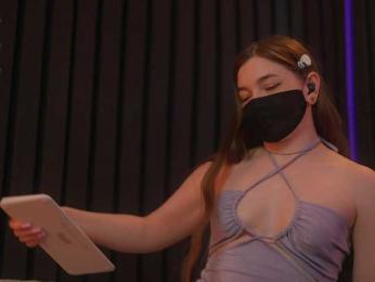 arimass — Bongacams recorded stream image, 12.04.2025 16:20