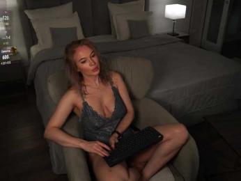 Eseniyavl — Bongacams recorded stream image, 14.04.2025 04:00