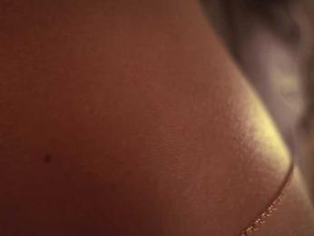 HeyBanana — Bongacams recorded stream screenshot (14 Apr 2025)