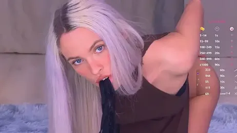 mikkixmeow — Stripchat recorded stream image, 17.04.2025 09:00