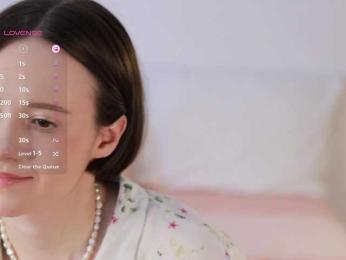 MissEssie — Bongacams recorded stream image, 17.04.2025 14:30