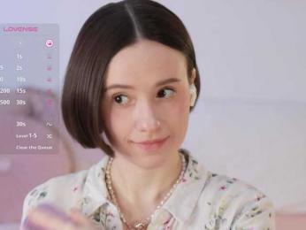 MissEssie — Bongacams recorded stream image, 17.04.2025 14:30