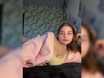 little-devil — Bongacams recorded stream image, 18.04.2025 15:30