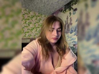 little-devil — Bongacams recorded stream image, 18.04.2025 15:30