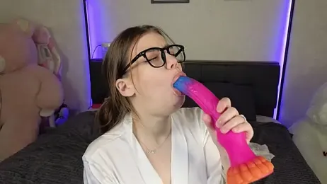 dolly_ll — Stripchat recorded stream image, 18.04.2025 13:30