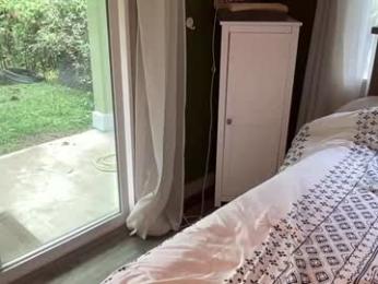 kaileeshy — Chaturbate recorded stream image, 19.04.2025 03:10