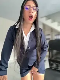 VAL_PRINCESS — Stripchat recorded stream image, 19.04.2025 18:00