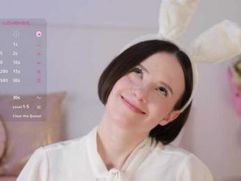 MissEssie — Bongacams recorded stream image, 19.04.2025 16:10