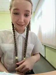 bambi_lu — Stripchat recorded stream image, 20.04.2025 10:50