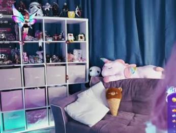 madnessalise — Chaturbate recorded stream screenshot (20 Apr 2025)