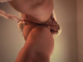 HeyBanana — Bongacams recorded stream screenshot (20 Apr 2025)