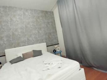 ehotlovea — Chaturbate recorded stream screenshot (21 Apr 2025)