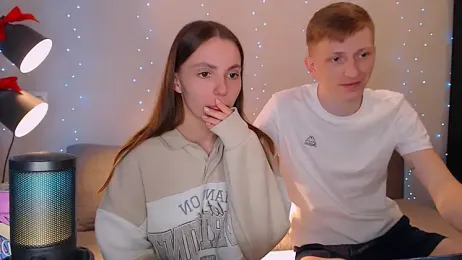 juliaanddima — Stripchat recorded stream image, 06.02.2025 07:30