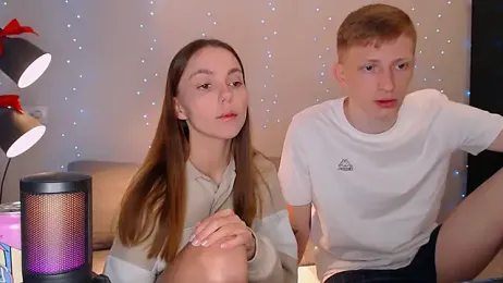 juliaanddima — Stripchat recorded stream image, 06.02.2025 07:30