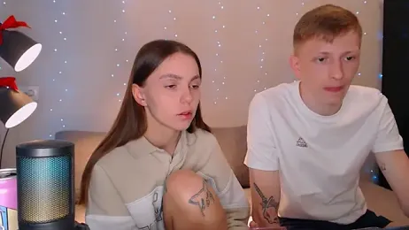 juliaanddima — Stripchat recorded stream image, 06.02.2025 07:30