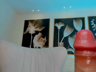 meganwest — Camsoda recorded stream image, 21.04.2025 11:40