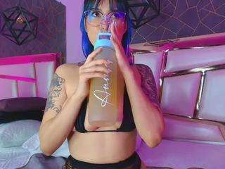 annieswan — Camsoda recorded stream image, 22.04.2025 00:30