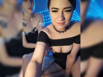 2Laski2 — Bongacams recorded stream image, 22.04.2025 08:40
