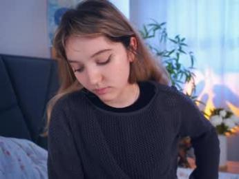 pinkncrazy — Chaturbate recorded stream screenshot (22 Apr 2025)