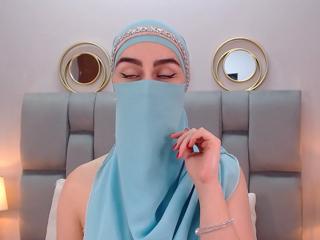 Aliah Manzur — Flirt4free recorded stream screenshot (22 Apr 2025)