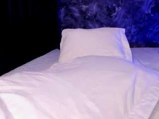 sarahwinter — Camsoda recorded stream image, 22.04.2025 18:40