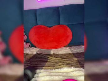 Zoluszka — Bongacams recorded stream image, 22.04.2025 18:50