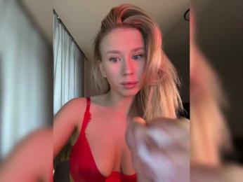 Sunlovv — Bongacams recorded stream image, 23.04.2025 03:50