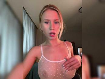 Sunlovv — Bongacams recorded stream image, 23.04.2025 03:50