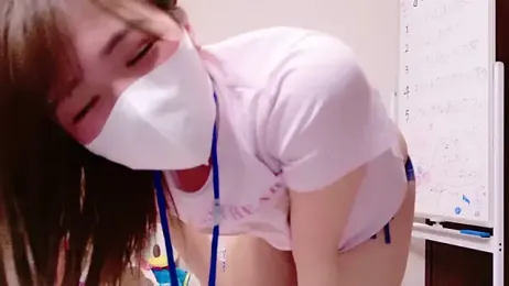 NA-KAREN-V8 — Stripchat recorded stream screenshot (23 Apr 2025)