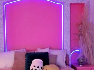 emyliesander — Camsoda recorded stream image, 24.04.2025 11:50