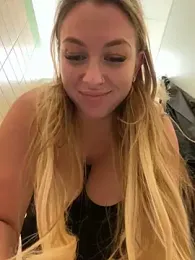 Sweet___Emily — Stripchat recorded stream image, 06.02.2025 15:20