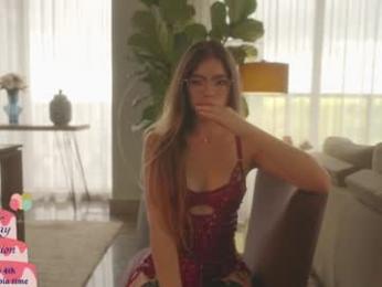 emma_lu1 — Chaturbate recorded stream image, 24.04.2025 15:00