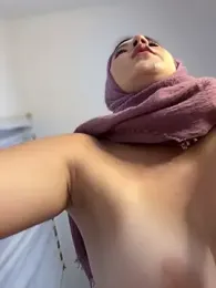 naughty__angel — Stripchat recorded stream image, 26.04.2025 11:00