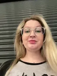 Teya_moon_ — Stripchat recorded stream image, 27.04.2025 13:20