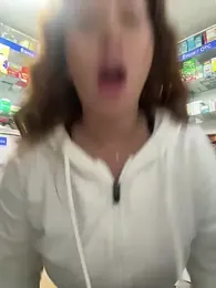 roouse — Stripchat recorded stream screenshot (27 Apr 2025)