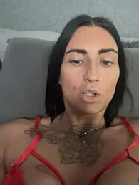 IntiMia — Stripchat recorded stream image, 28.04.2025 06:30