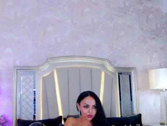 Issadorra — Bongacams recorded stream image, 28.04.2025 06:00